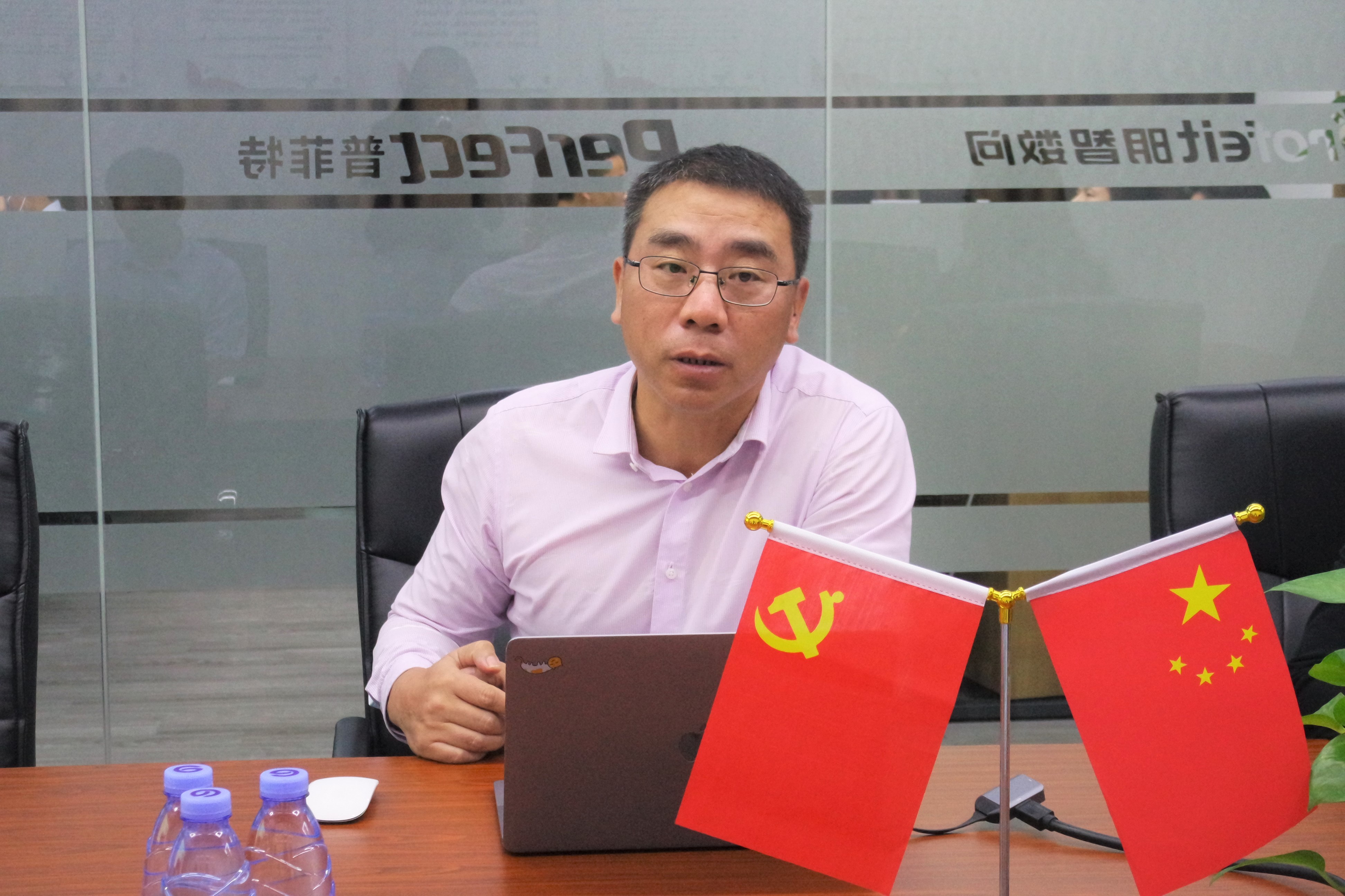 热烈欢迎市委统战部领导一行莅临普菲特考察指导