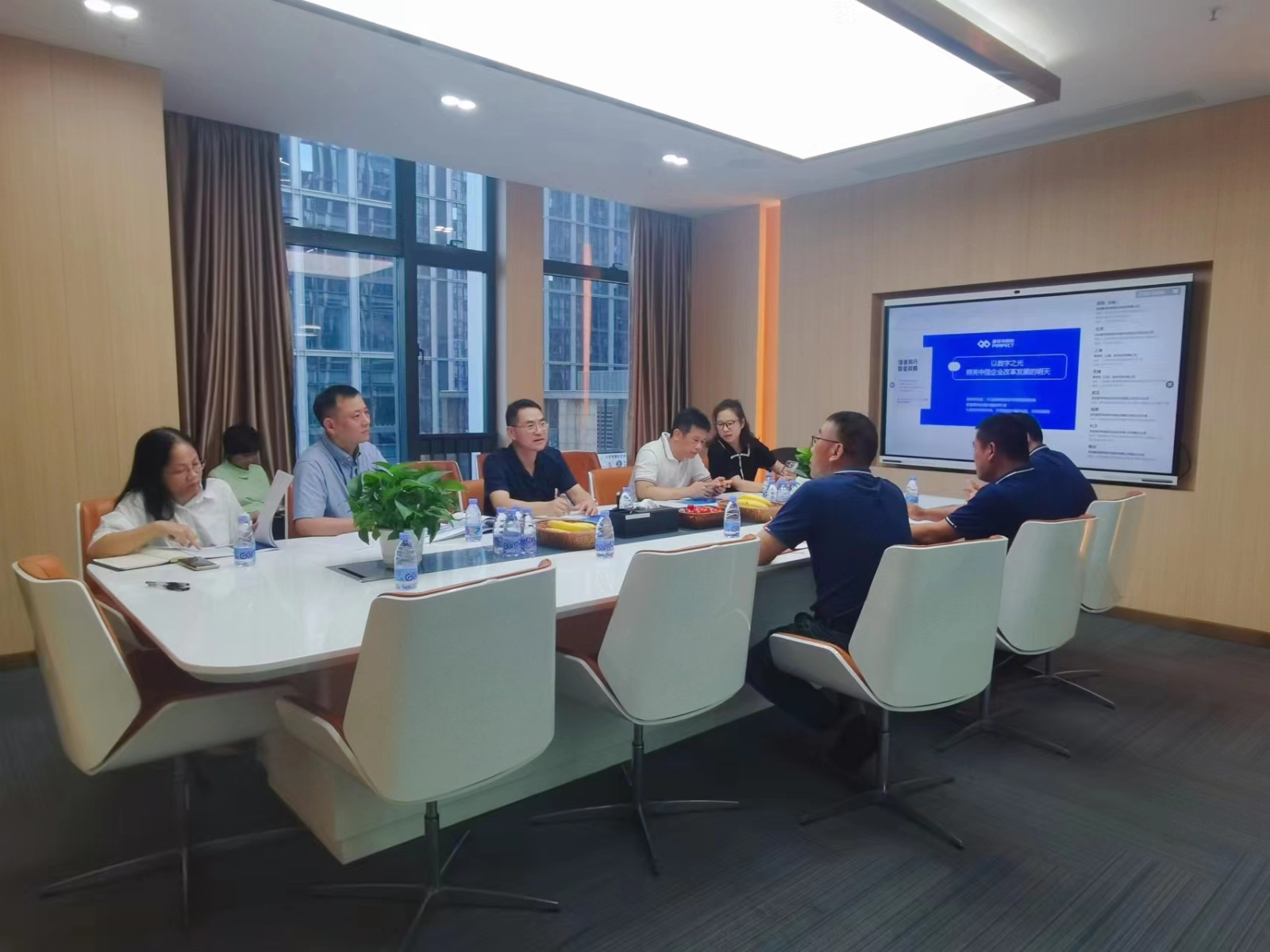 普菲特信息|宝安区新安街道白书记一行莅临普菲特调研指导